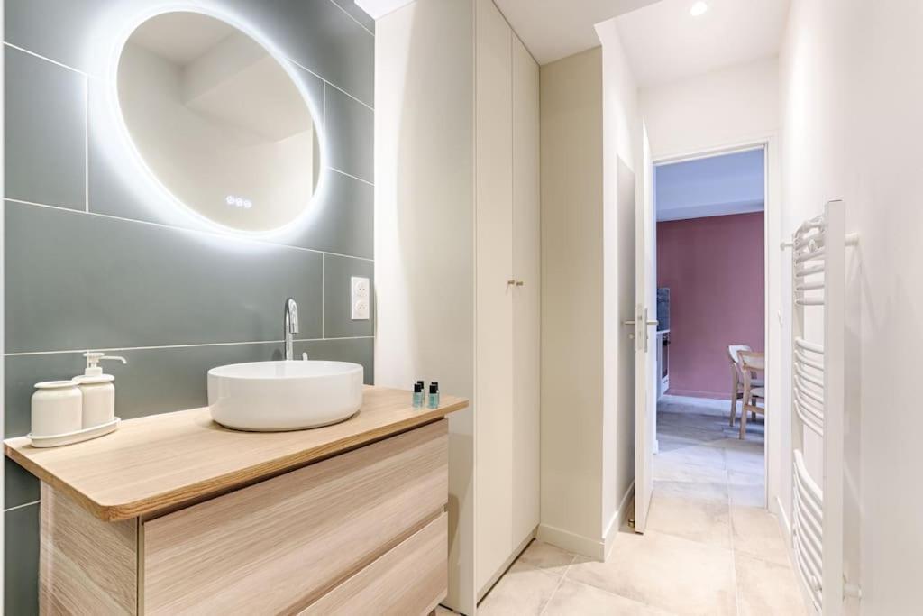 Mykeypers - Chic & Elegant Flat 2Br/6P- Republique Appartement Parijs Buitenkant foto
